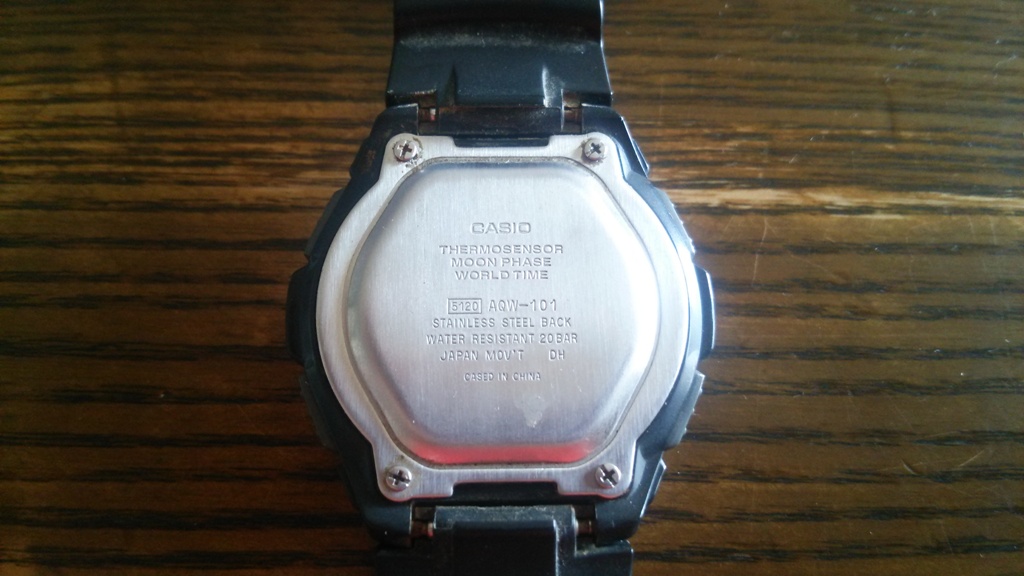 デジタル腕時計(CASIO / SPORTS GEAR AQW-101J-1AJF)の電池を交換してみた – コインの裏側